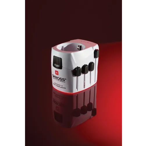 blanco Adaptador de viaje mundial SKROSS Pro de 3 polos