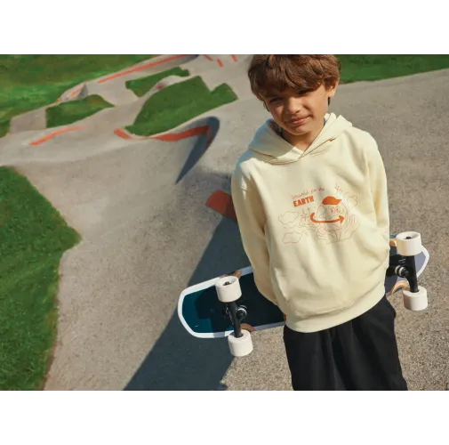 Sudadera IQONIQ Yengo capucha de algodón reciclado niños