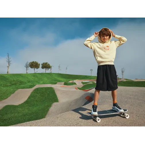 Sudadera IQONIQ Yengo capucha de algodón reciclado niños