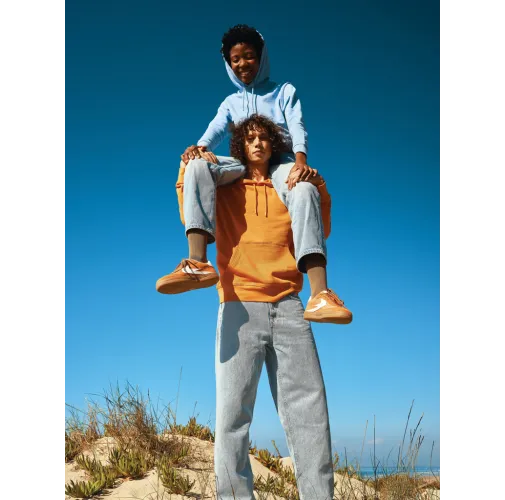 Sudadera con capucha ligera de algodón reciclado IQONIQ Rila