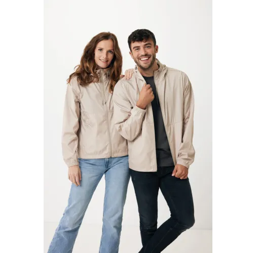 Chaqueta ligera IQONIQ Logan de poliéster reciclado