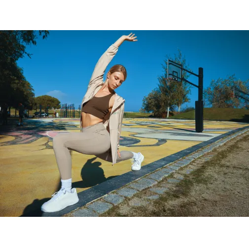 Chaqueta ligera IQONIQ Logan de poliéster reciclado