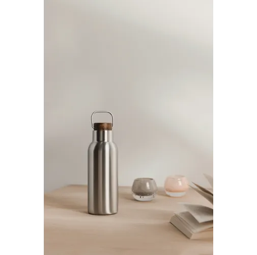 Botella vacio VINGA Ciro RCS reciclada 580 ml