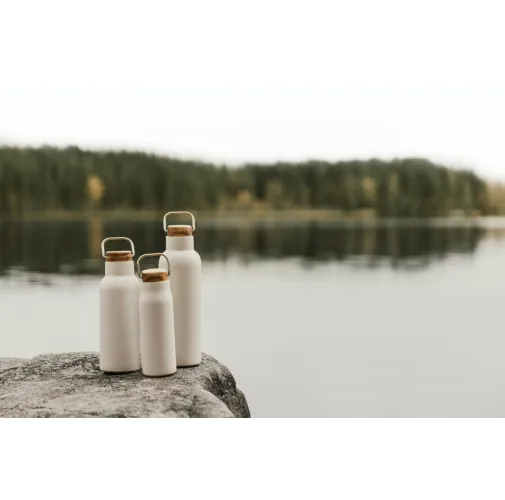 Botella vacio VINGA Ciro RCS reciclada 580 ml