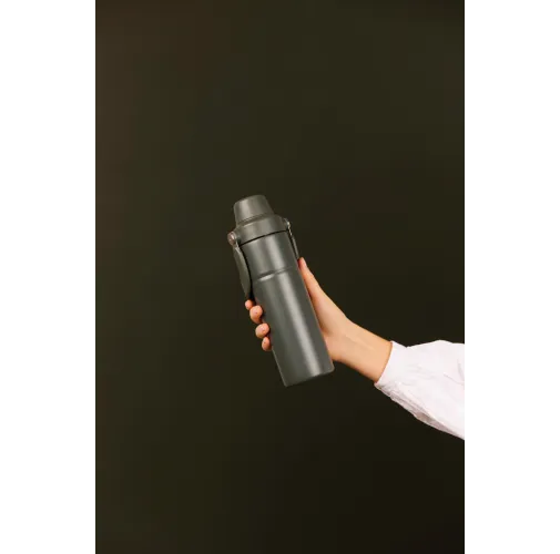 VINGA Botella Baltimore acero inoxidable RCS reciclada 600ml