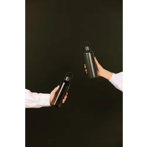 verde VINGA Botella RPET Baltimore RCS 550 ml