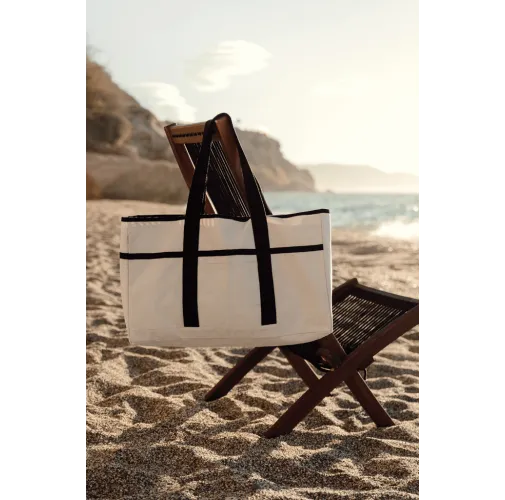 blanquecino, negro Bolsa de playa VINGA Volonne AWARE™ de lona reciclada
