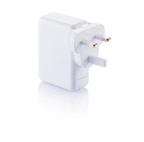 Enchufe de viaje con 4 puertos USB